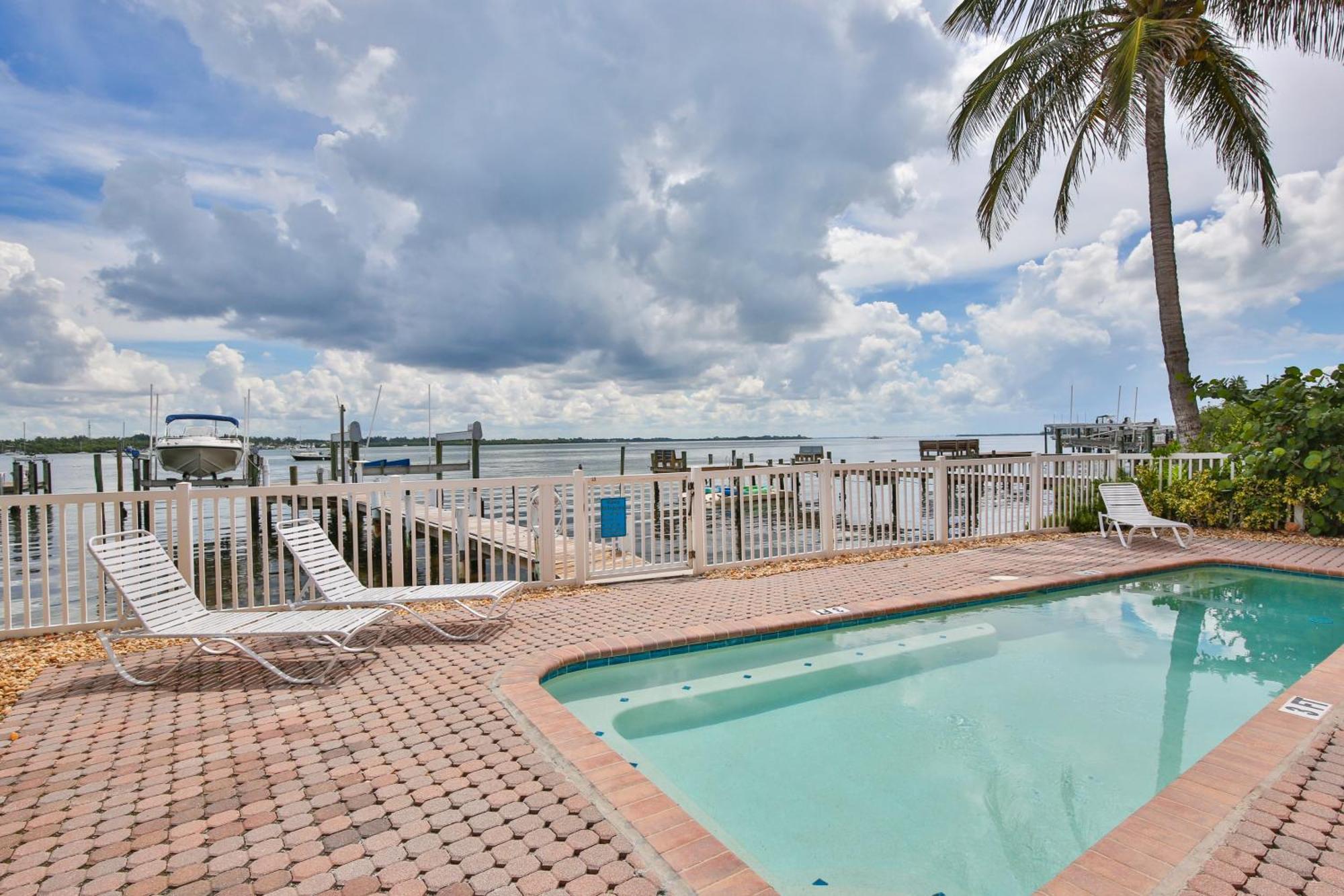 Hibiscus Hideaway B - Top Floor Unit Bradenton Beach Εξωτερικό φωτογραφία